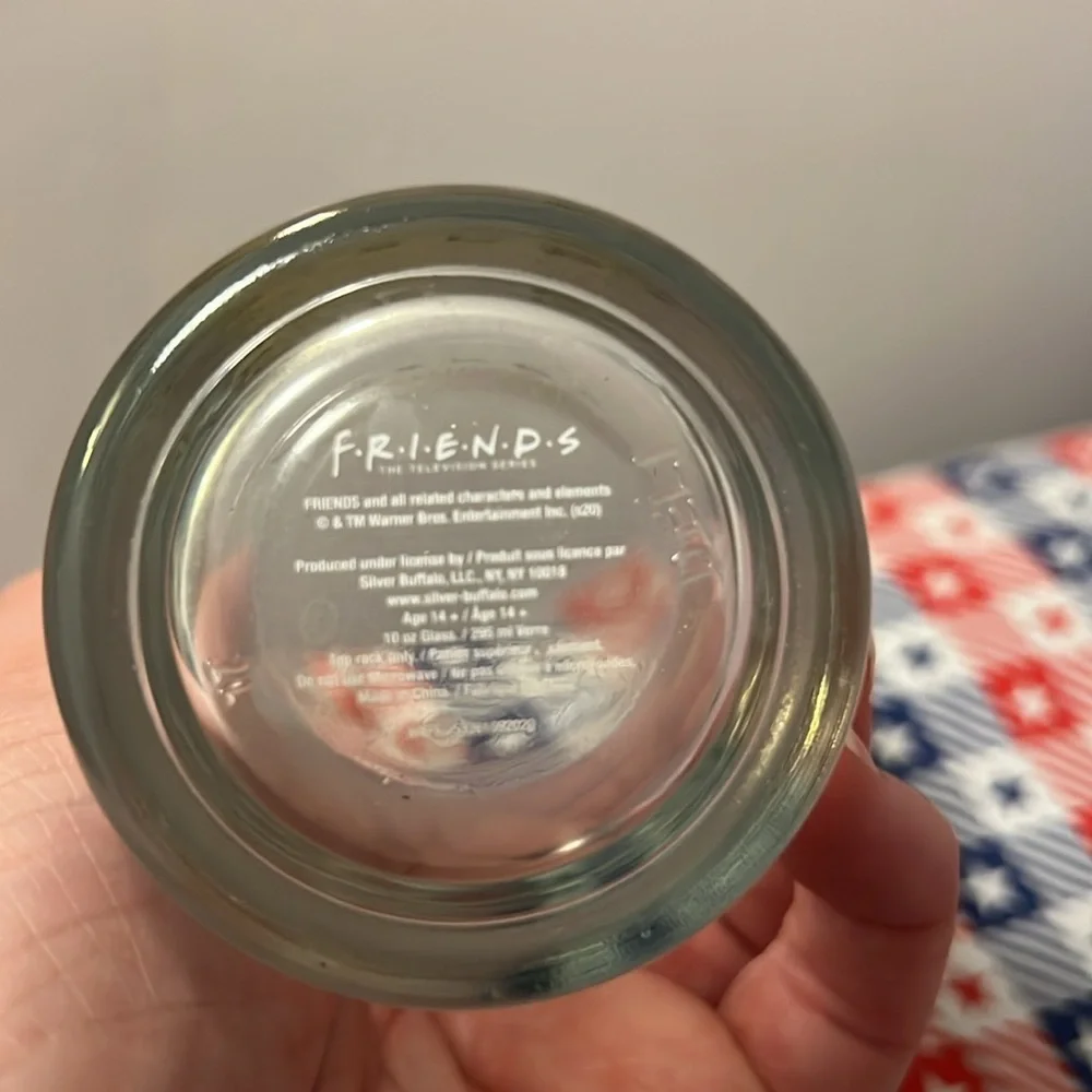 Friends glass